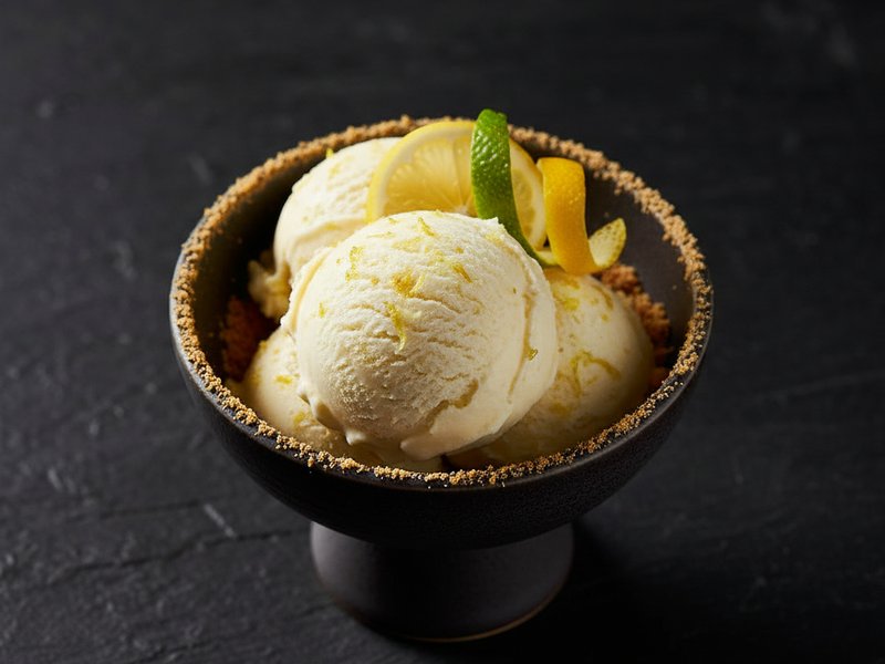 Lemon Cheesecake